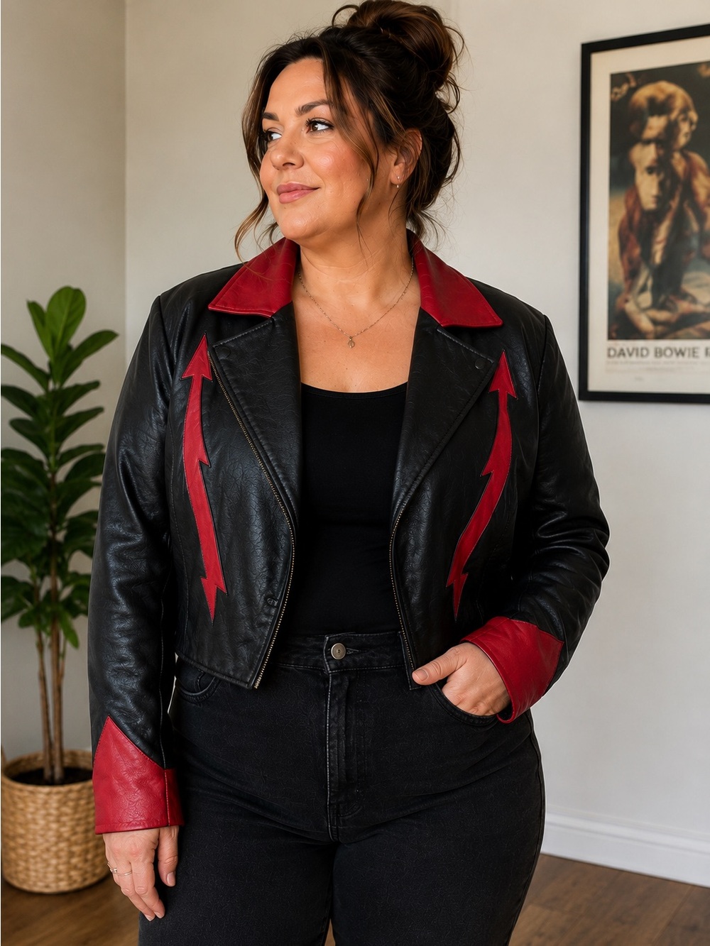 Vintage Katch Me West Women's Black Red White Leather Cropped Jacket Size Xl